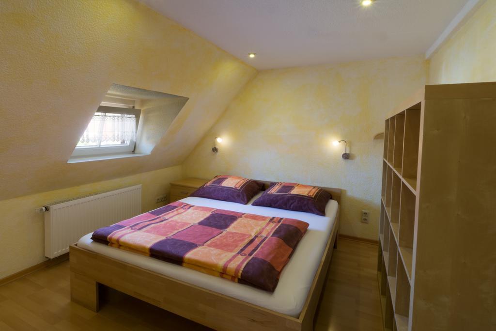 Ferienwohnung Loeffler Dresden Exteriör bild